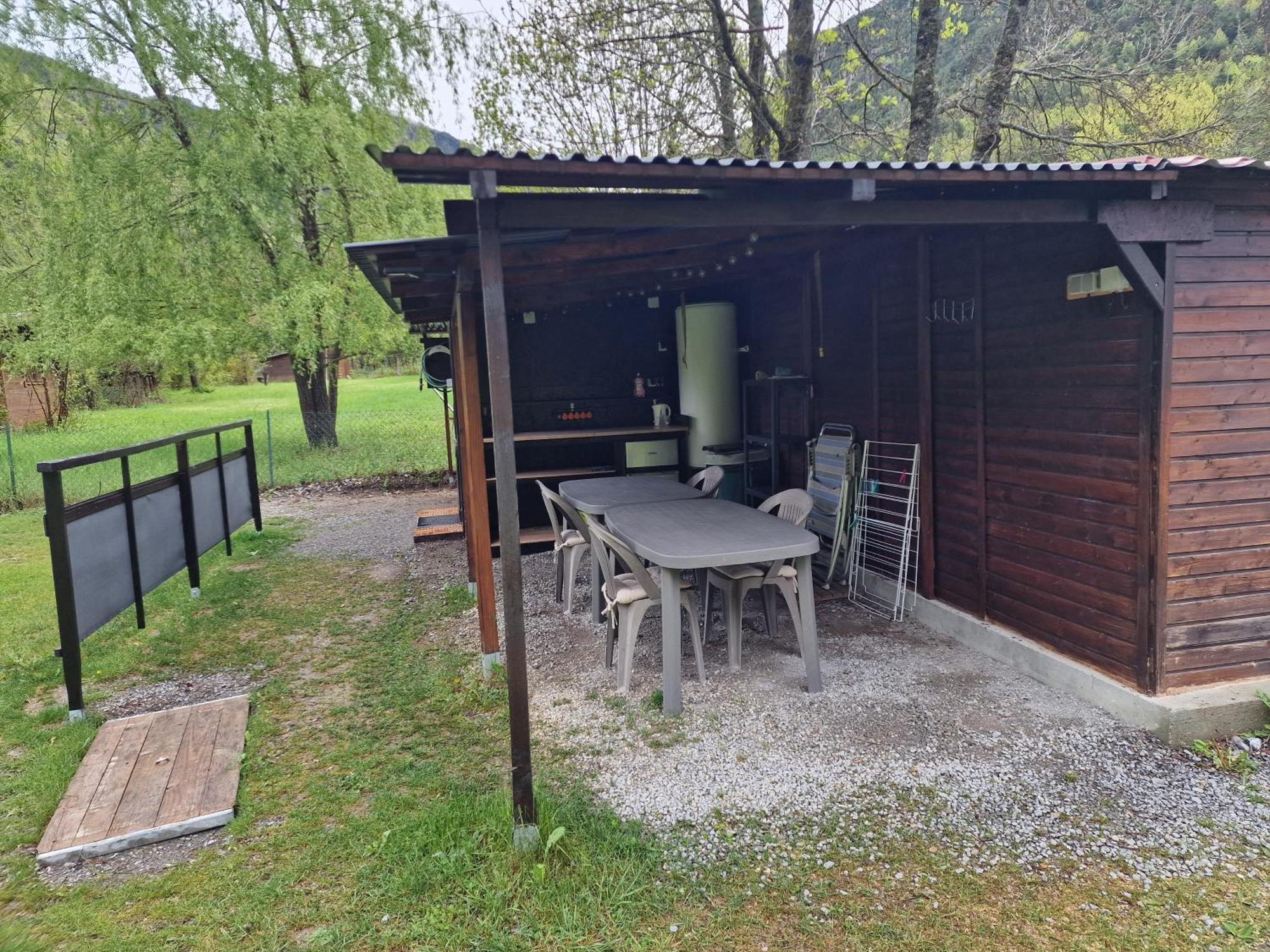 Magnifique Grande Caravane Aux Gorges De Daluis Camping