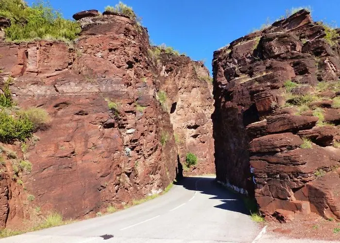 Magnifique Grande Caravane Aux Gorges De Daluis